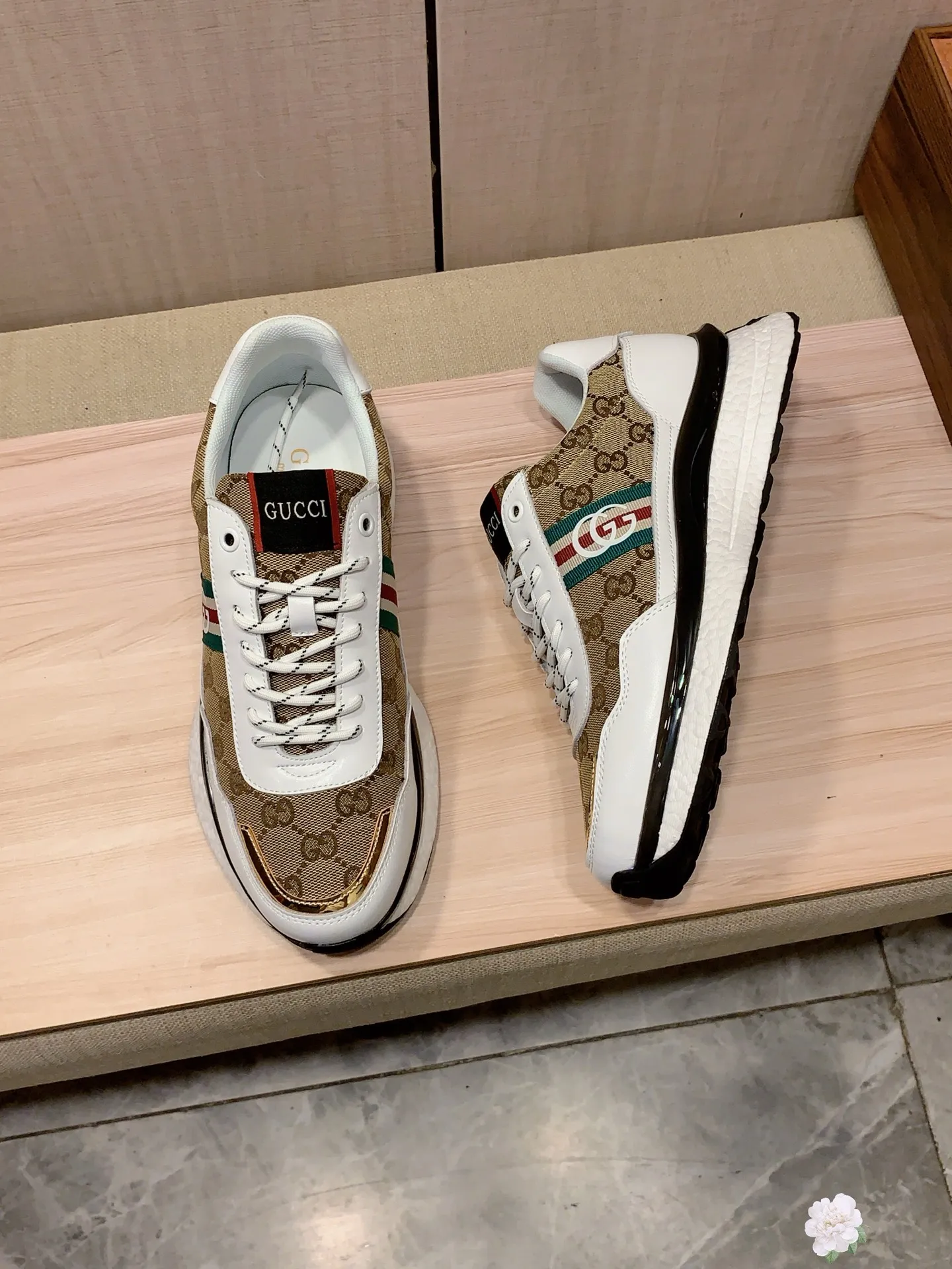Men's men's shoes💰460💰💰🎩🎩[Lightning][Lightning] "GUCCI*" The latest and most popular casual shoes, top brands [Seduce] luxury~purchase, top~quality. [Strong] The upper is made of imported breathable cowhide with fabric material ➕ Breathable sheepskin feet (•) and fine workmanship. The original stylish and stylish soft rubber wear-resistant and non-slip outsole is light and comfortable on the feet. The real thing looks better when photographed in person. Code 004: Code: 38-44, 2️⃣colors selected